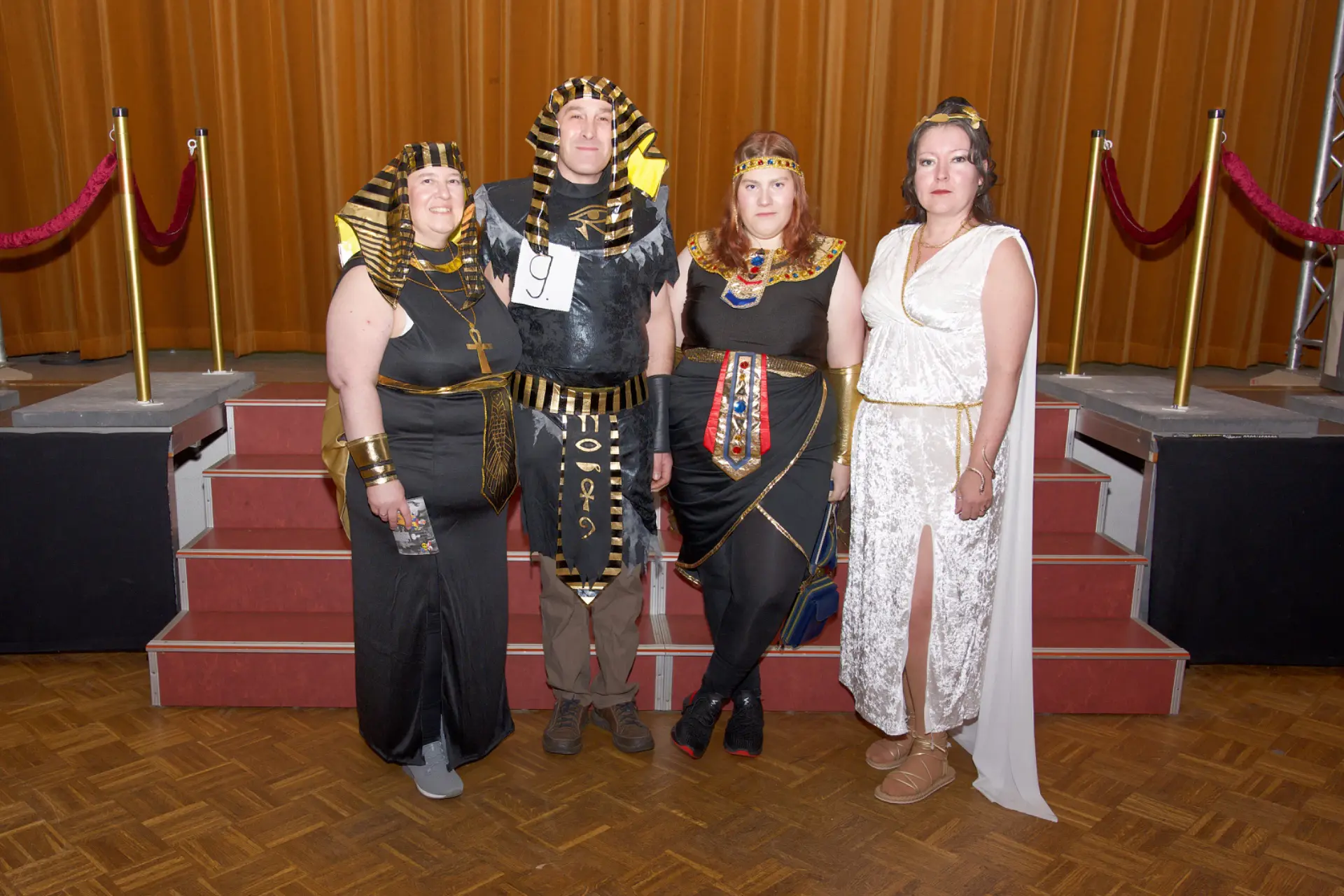 EBM - 69. Saison - Hofball Kostüme 9